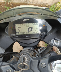 Sparkling Black Suzuki Gixxer SF BS6