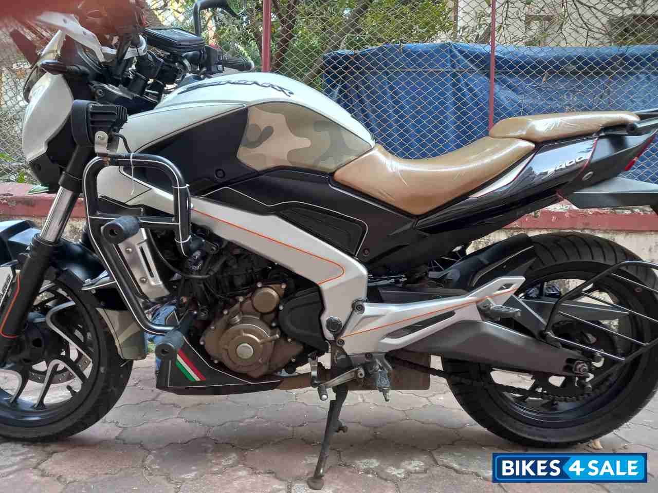 Bajaj Dominar 400 Disc Bajaj Dominar 400 Disc