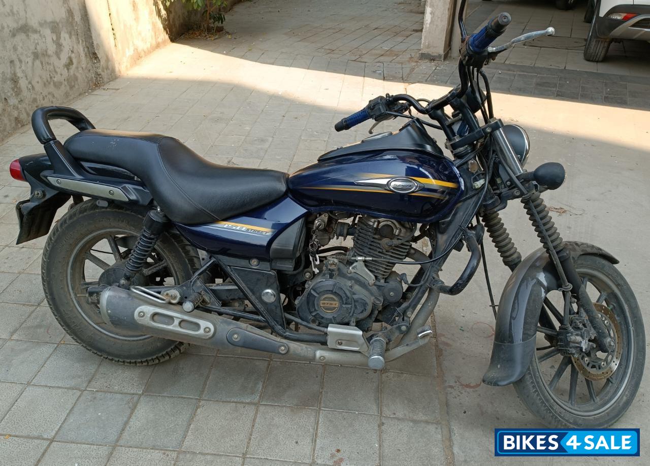 Dark Blue Bajaj Avenger Street 150