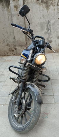 Dark Blue Bajaj Avenger Street 150