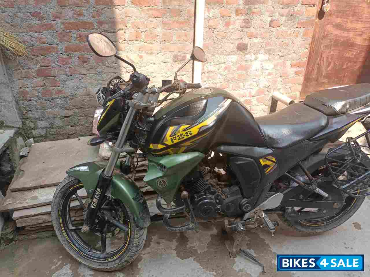 Yamaha FZ-S FI V2 Yamaha FZ-S FI V2