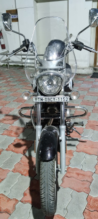 Bajaj Avenger Cruise 220 BS6