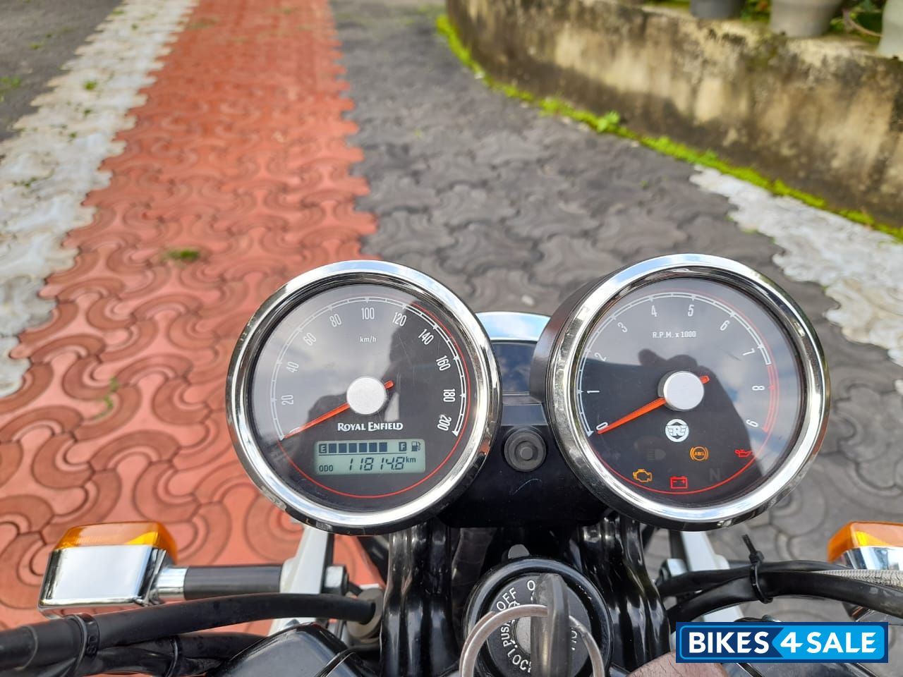 Rav Red & Black Royal Enfield Interceptor 650 Twin Rav Red & Black Royal Enfield Interceptor 650 Twin