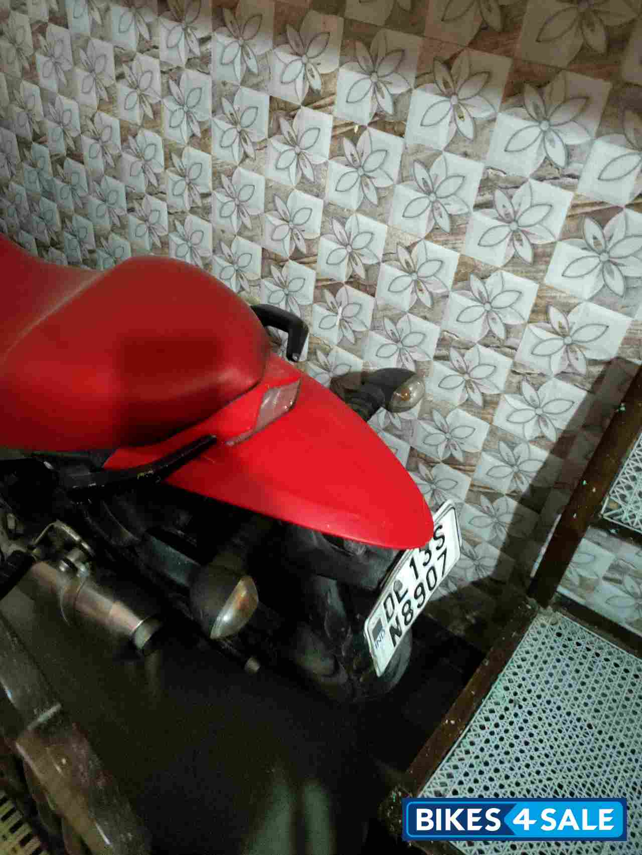 Mahindra Mojo UT 300 Mahindra Mojo UT 300