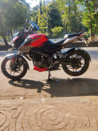 Red Bajaj Pulsar 200 NS