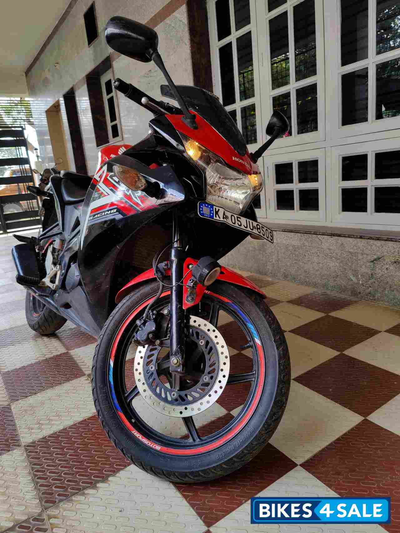Red And Black Honda CBR 150R
