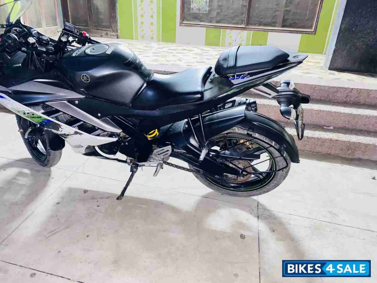 Yamaha YZF R15 V2 Yamaha YZF R15 V2