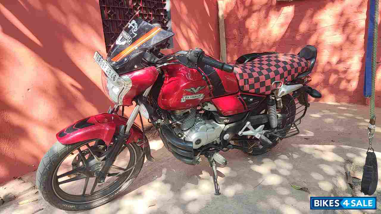 Bajaj V15 Bajaj V15