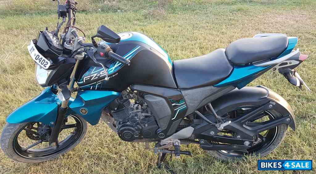 Yamaha FZ-S FI V2