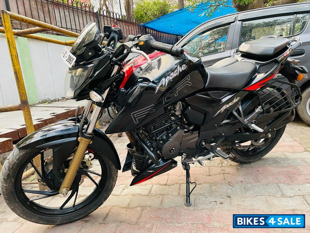 TVS Apache RTR 200 4V TVS Apache RTR 200 4V