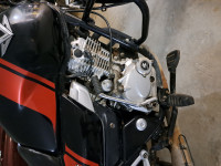 Bajaj V15