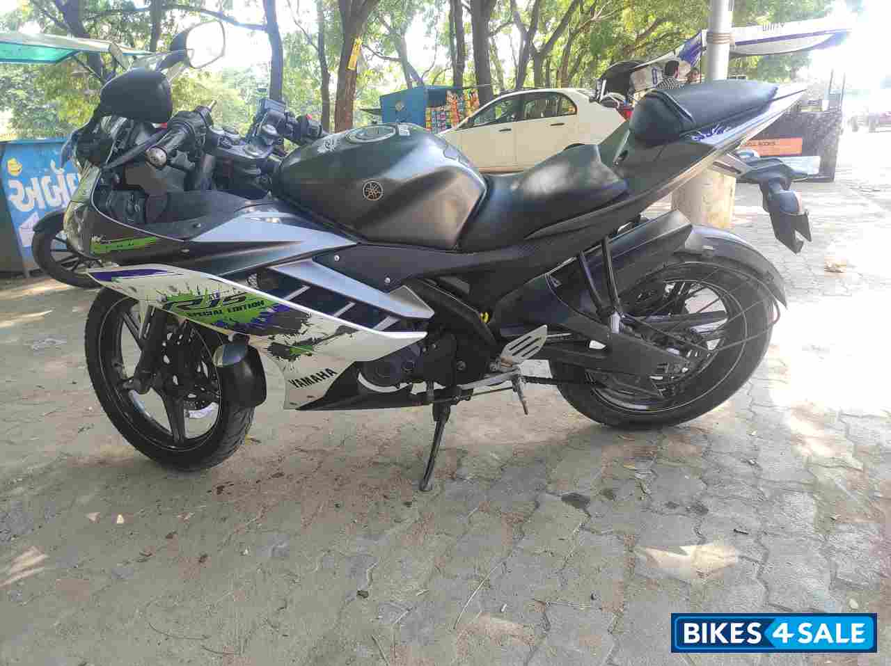 Sparkygeeen Yamaha YZF R15 V2 Sparkygeeen Yamaha YZF R15 V2