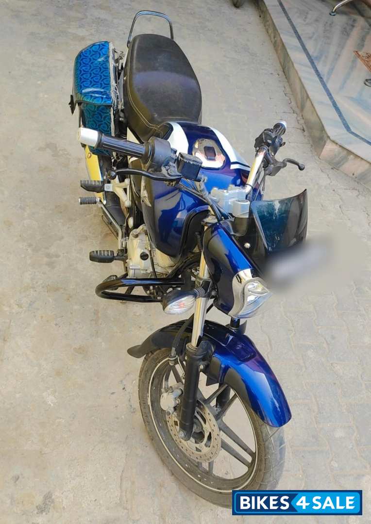 Bajaj V15 Bajaj V15