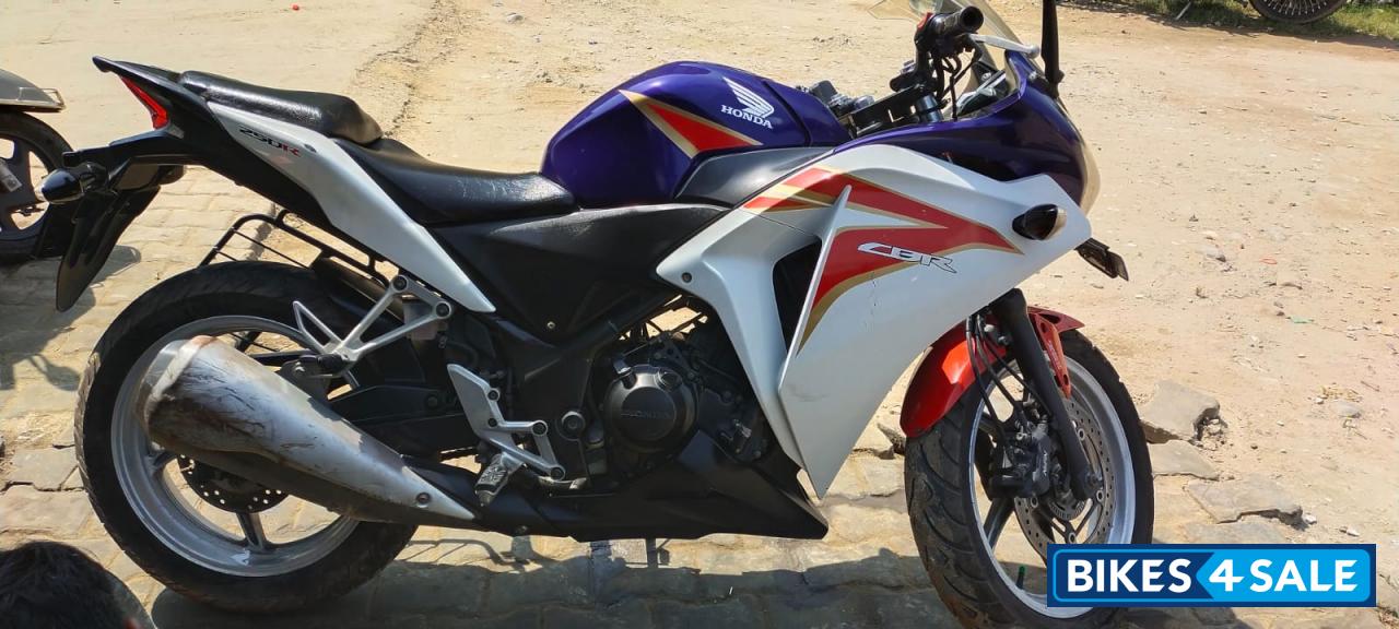 Honda CBR 250R ABS Honda CBR 250R ABS