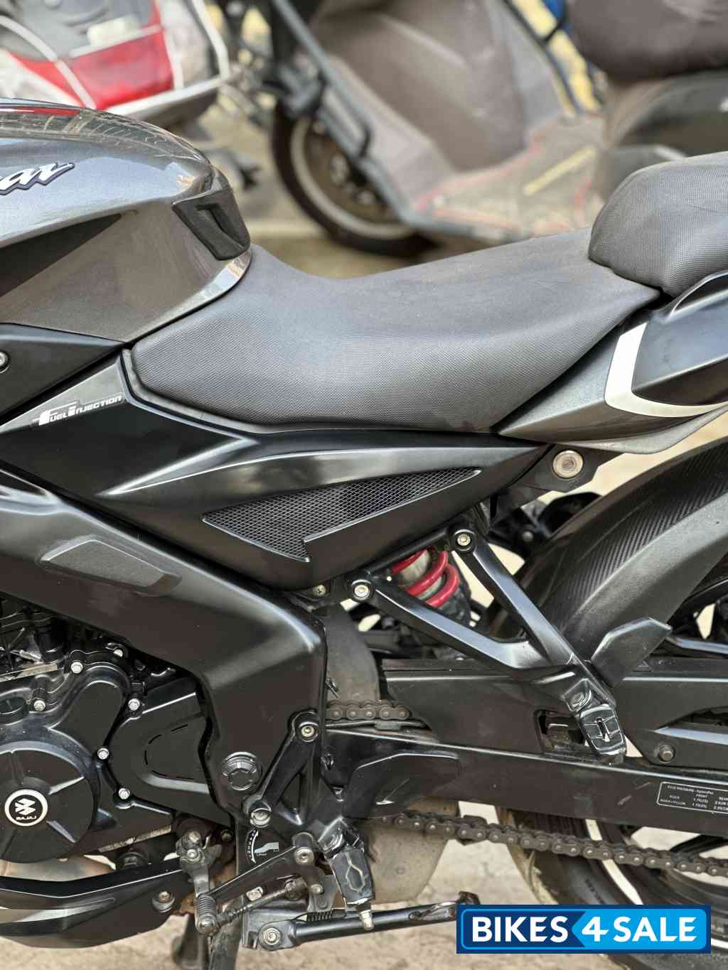 Grey Bajaj Pulsar 200 NS ABS Grey Bajaj Pulsar 200 NS ABS