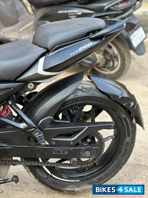 Grey Bajaj Pulsar 200 NS ABS Grey Bajaj Pulsar 200 NS ABS