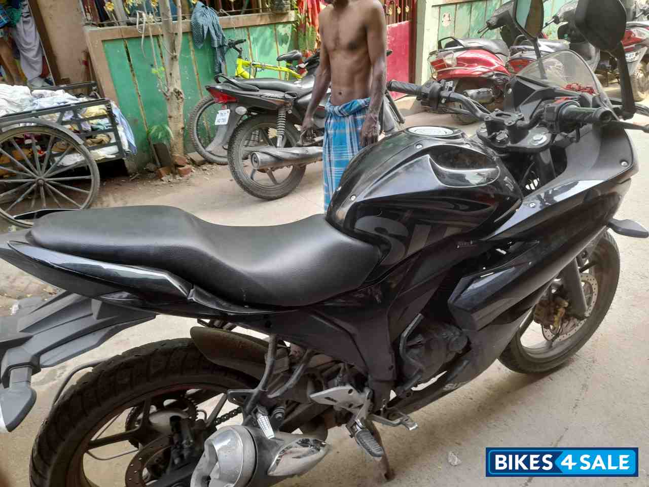 Suzuki Gixxer SF Suzuki Gixxer SF