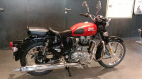 Royal Enfield Classic 2017 Model