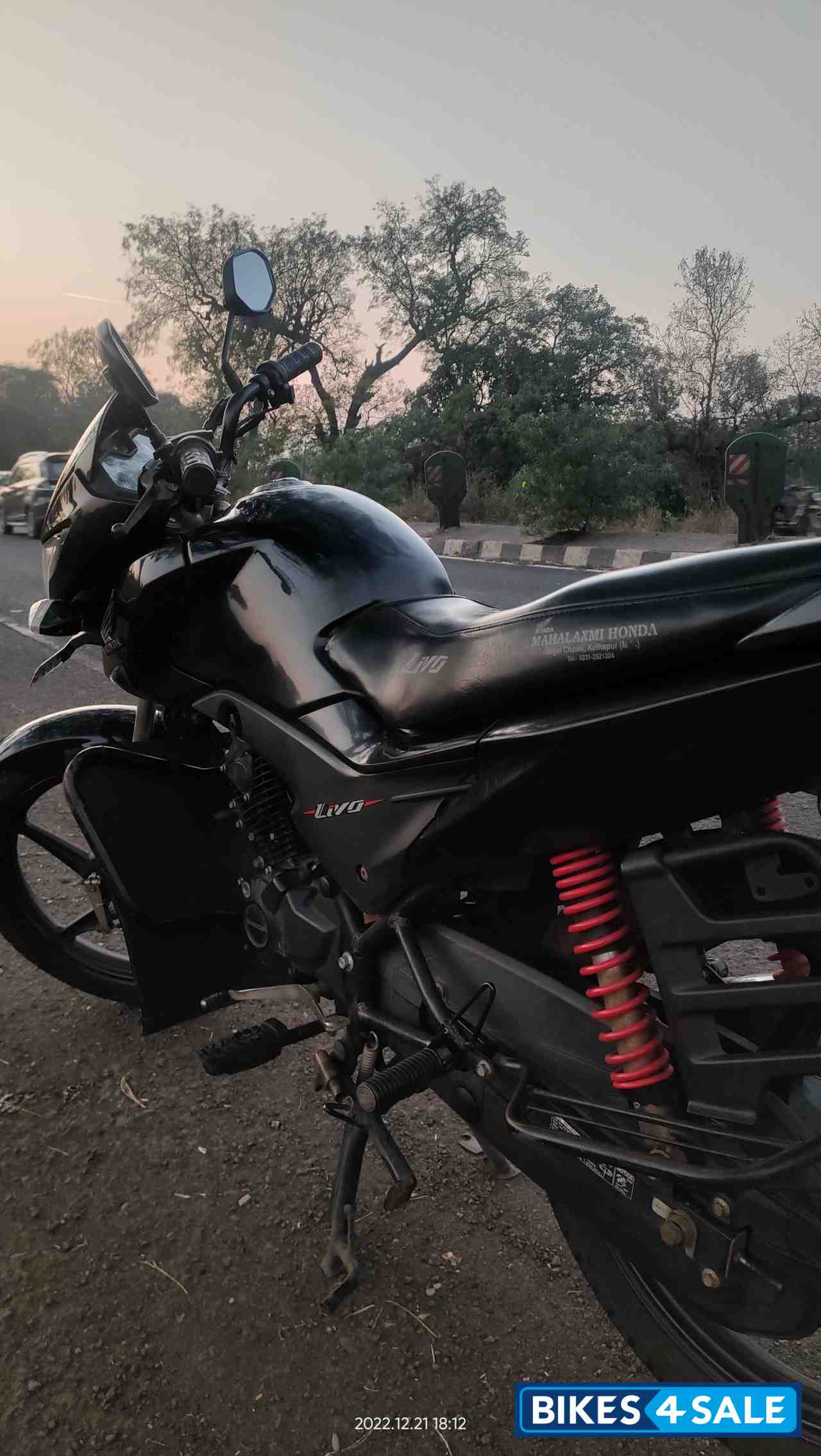 Black Honda Livo Black Honda Livo
