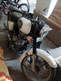 Royal Enfield Classic 350 2016 Model