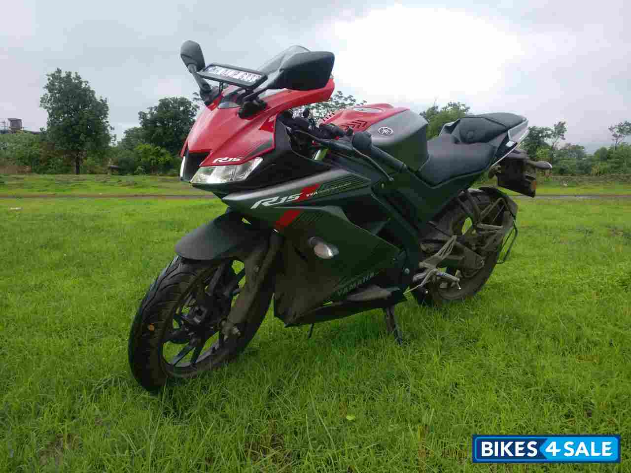 Red Yamaha YZF R15 V3 Red Yamaha YZF R15 V3