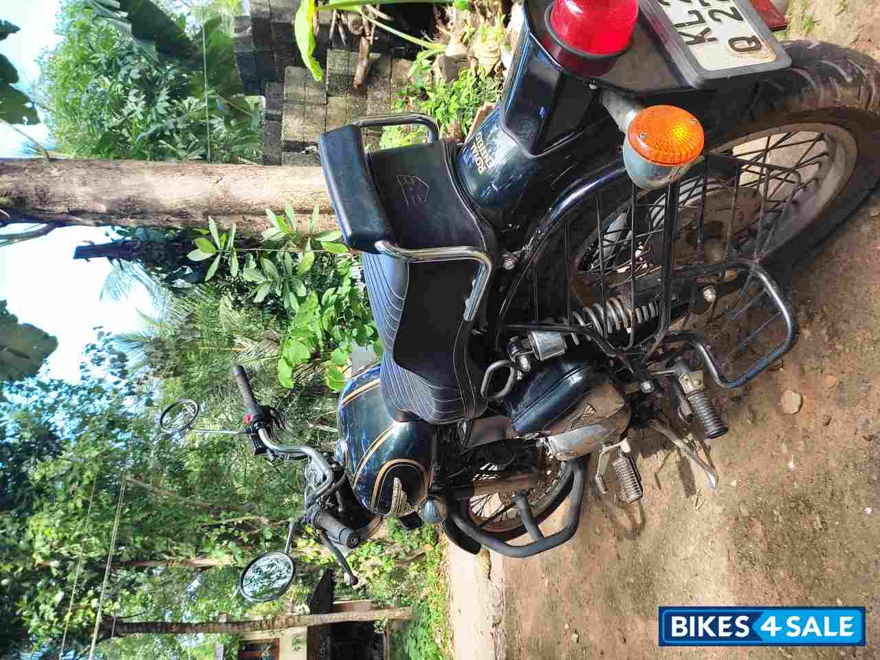 Forest Green Royal Enfield Bullet Standard 500 Forest Green Royal Enfield Bullet Standard 500