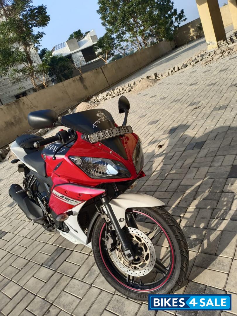 Yamaha YZF R15 V2 Yamaha YZF R15 V2