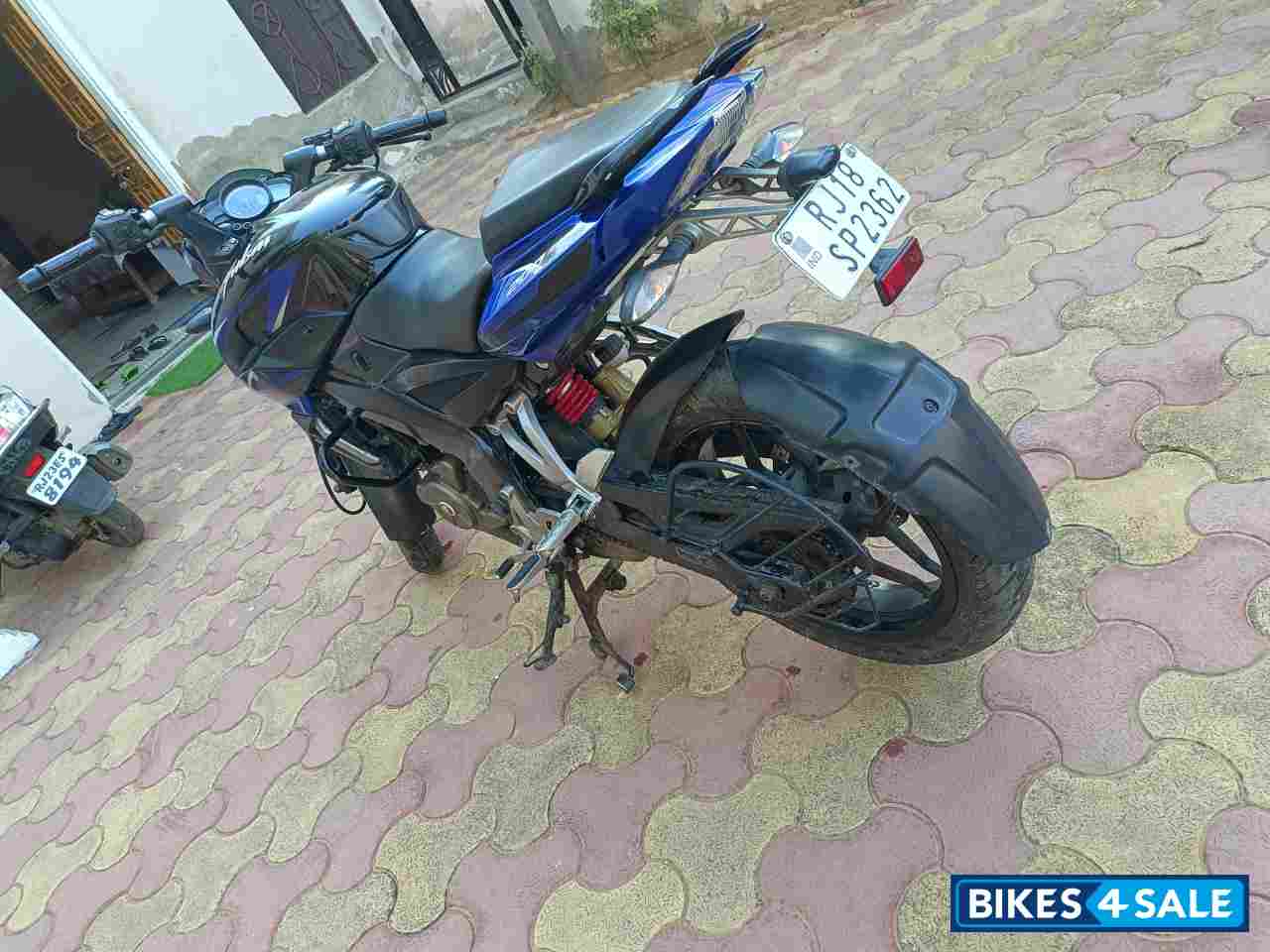 Blue Nd Black Bajaj Pulsar 200 NS Blue Nd Black Bajaj Pulsar 200 NS