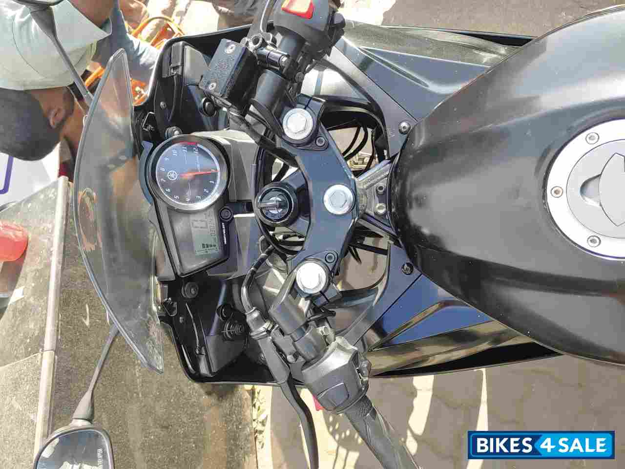 Black Silver Yamaha YZF R15 V2 Black Silver Yamaha YZF R15 V2