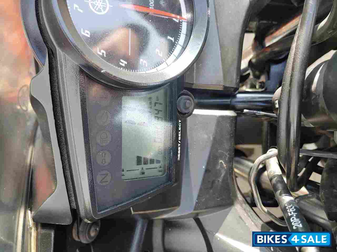 Black Silver Yamaha YZF R15 V2 Black Silver Yamaha YZF R15 V2