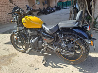 Royal Enfield Meteor 350 Fireball
