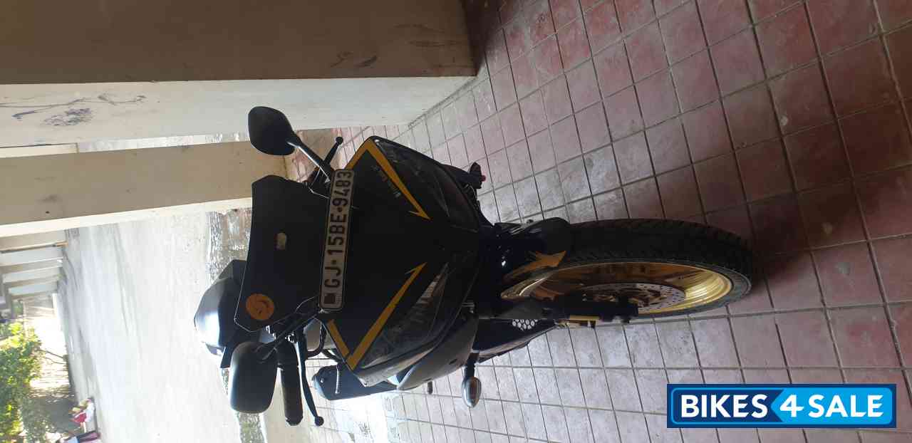 Yamaha YZF R15 Yamaha YZF R15