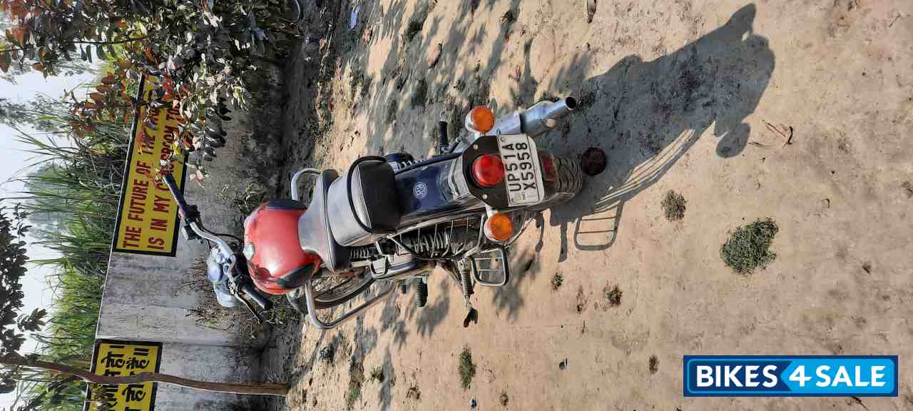 Redditch Red Royal Enfield Classic 350 Redditch Red Redditch Red Royal Enfield Classic 350 Redditch Red