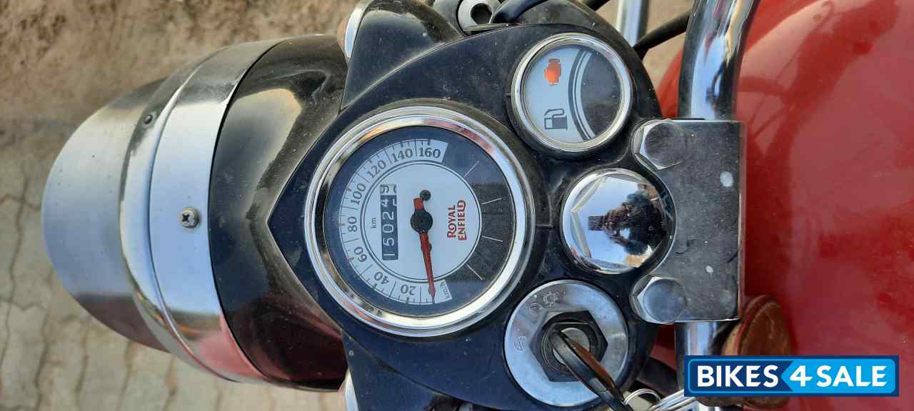 Redditch Red Royal Enfield Classic 350 Redditch Red Redditch Red Royal Enfield Classic 350 Redditch Red