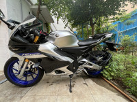 Yamaha R15M