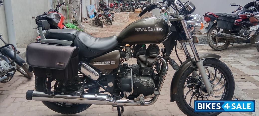 Royal Enfield Thunderbird 350 Royal Enfield Thunderbird 350