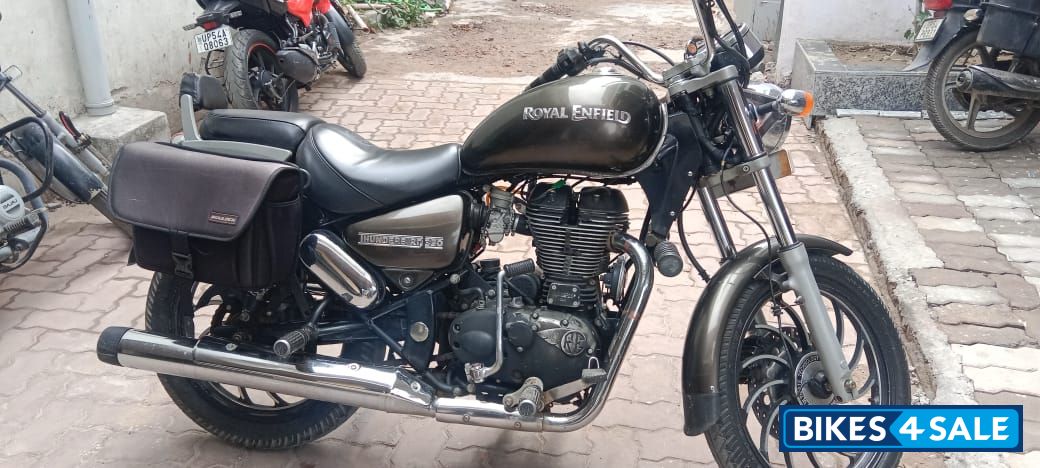 Royal Enfield Thunderbird 350 Royal Enfield Thunderbird 350