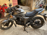 Grey Suzuki Gixxer 150