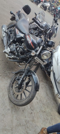 Black Bajaj Avenger Street 220