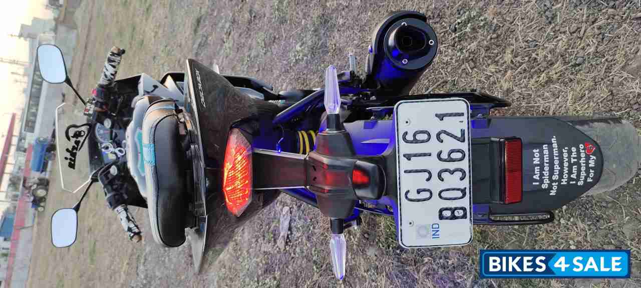 Black Blue Yamaha YZF R15 V2 Black Blue Yamaha YZF R15 V2