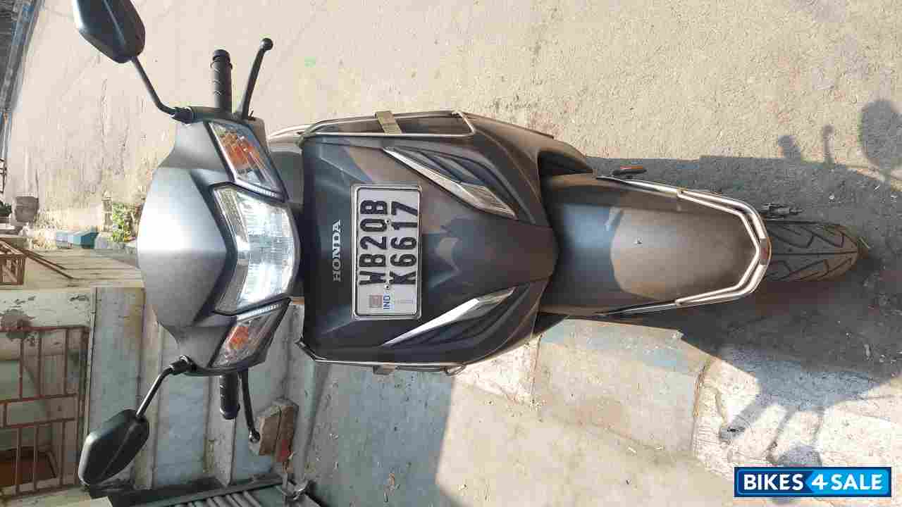 Gray Honda Activa 6G