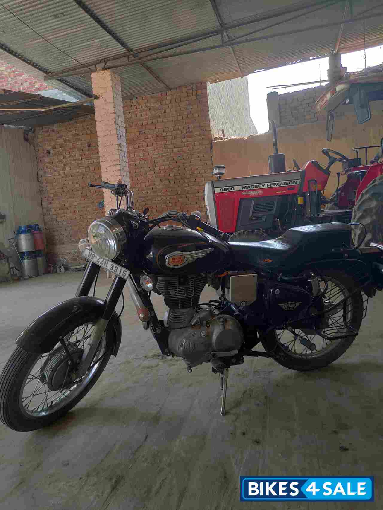 Black Royal Enfield Bullet Standard 350 Black Royal Enfield Bullet Standard 350