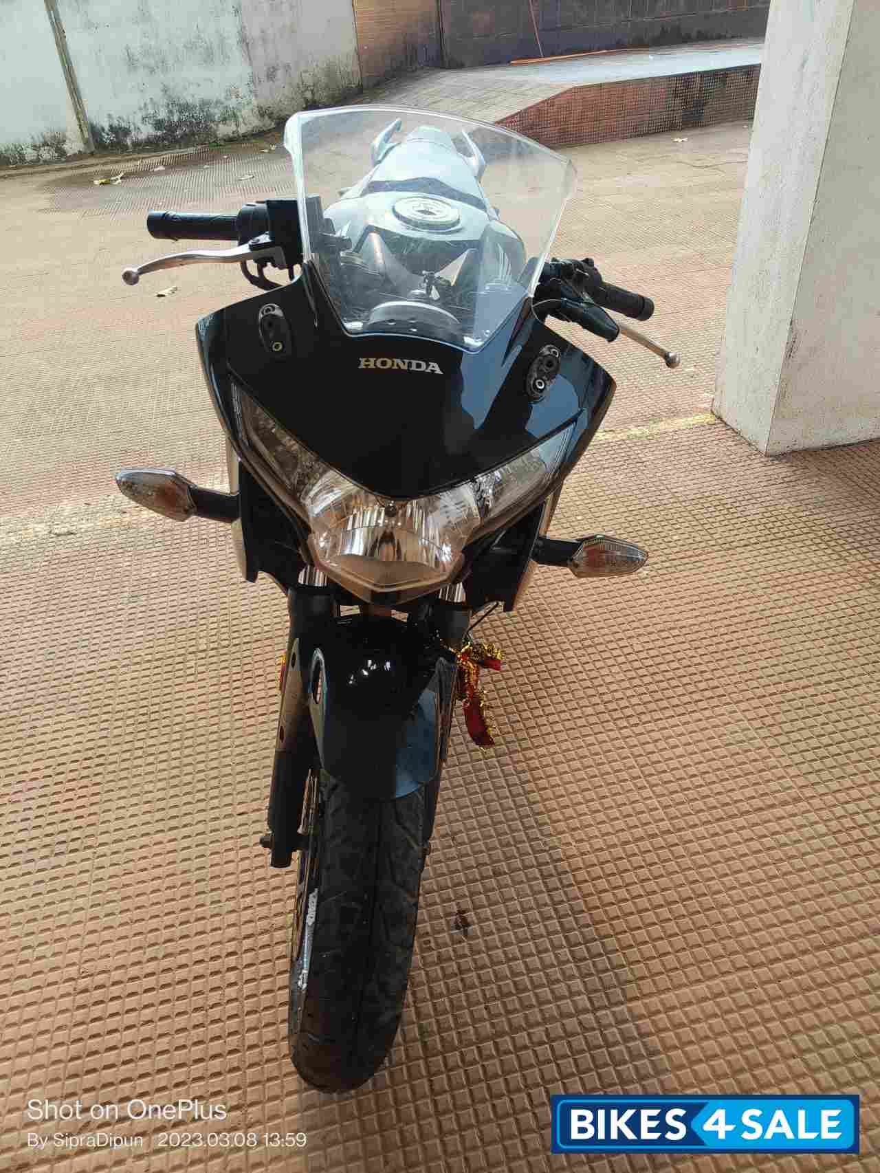 Black Honda CBR 250R Black Honda CBR 250R