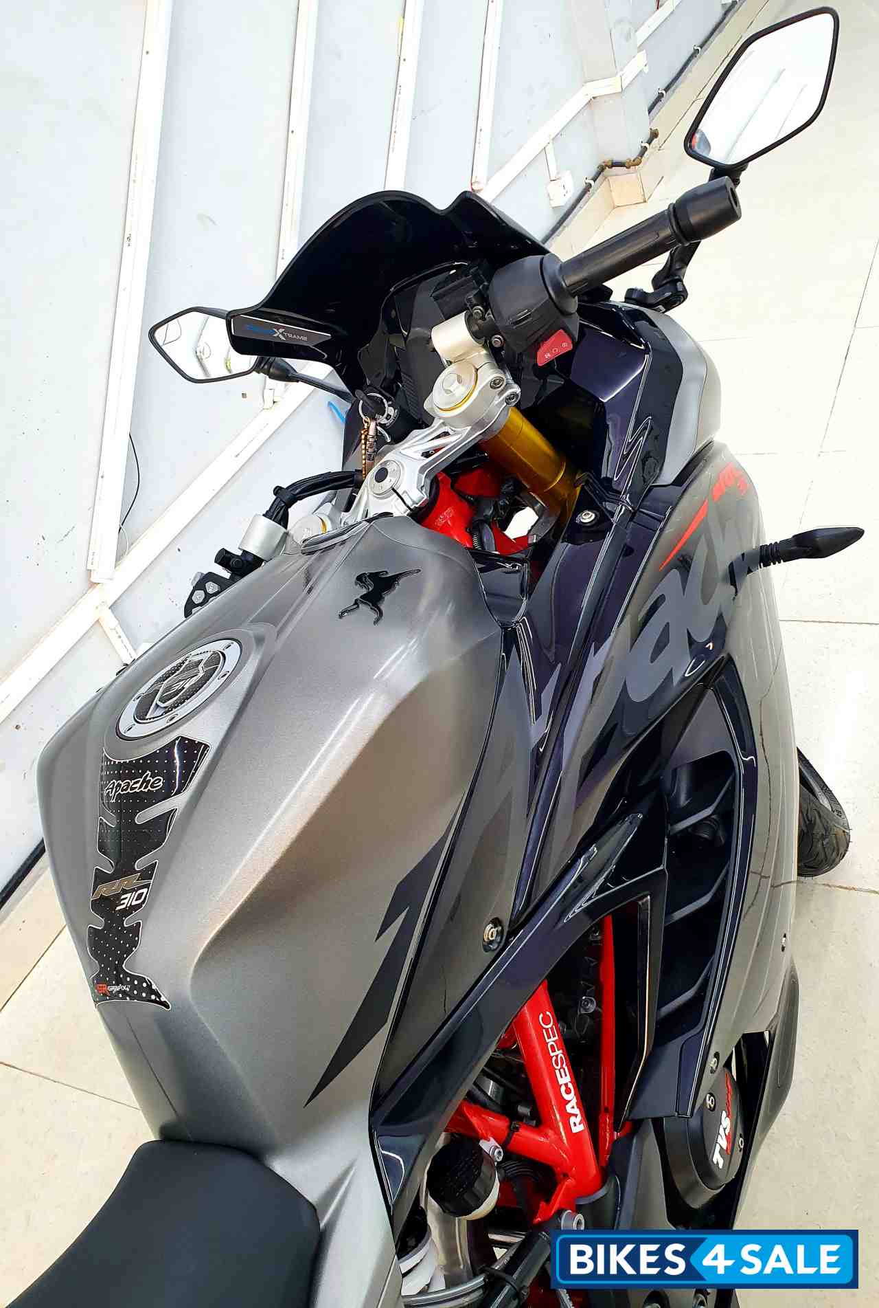 Titanium Black TVS Apache RR 310 Titanium Black TVS Apache RR 310