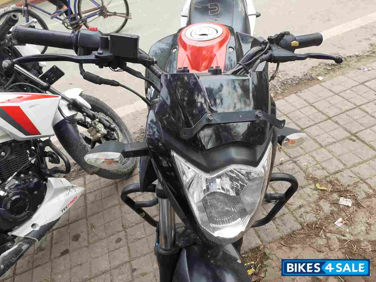 Suzuki Gixxer SP Suzuki Gixxer SP