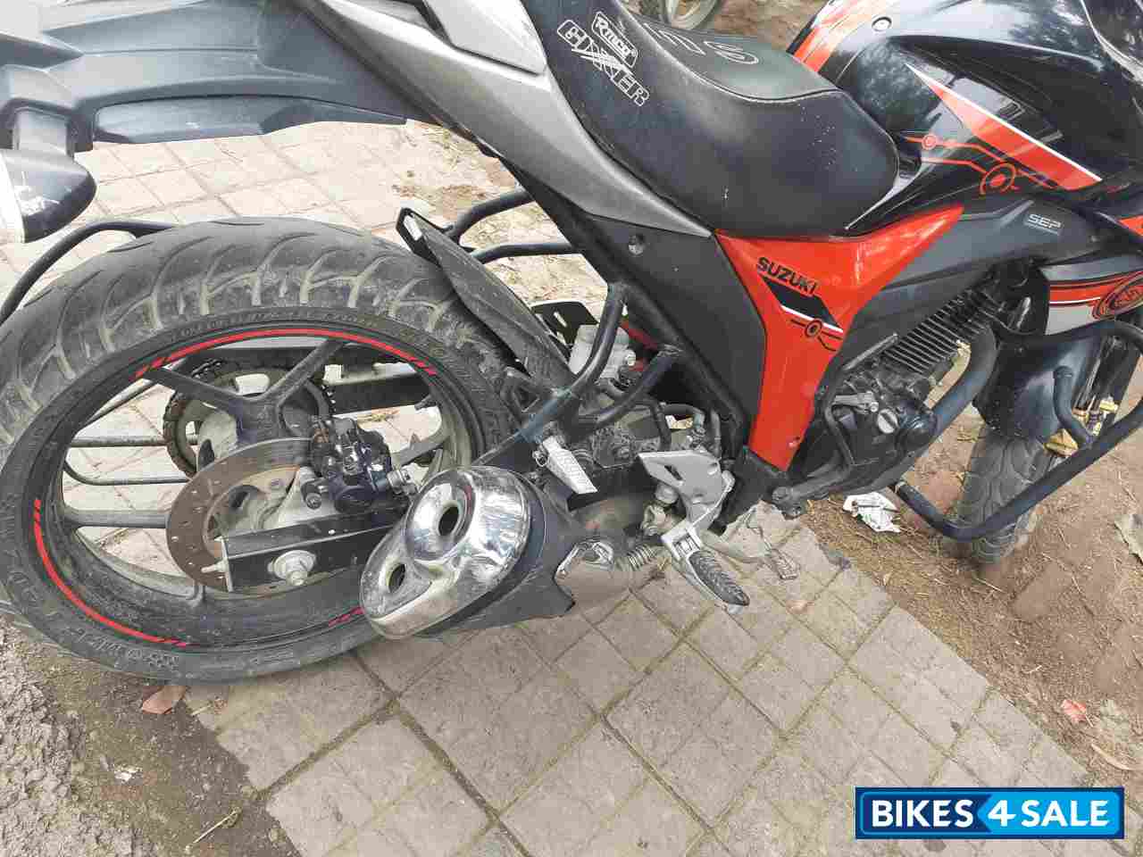 Suzuki Gixxer SP Suzuki Gixxer SP