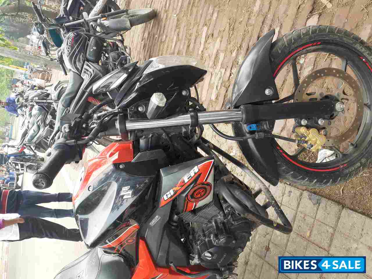 Suzuki Gixxer SP Suzuki Gixxer SP