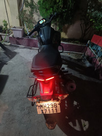 Black TVS Raider 125