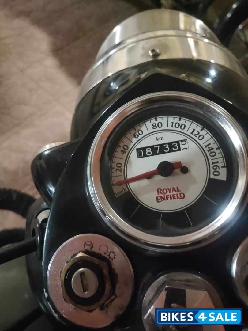 Gunmetal Grey Royal Enfield Classic Gunmetal Grey Gunmetal Grey Royal Enfield Classic Gunmetal Grey