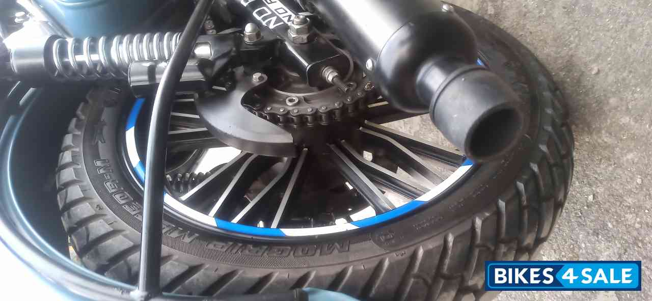 Airborne Blue Royal Enfield Classic Signals 350cc dual abs Airborne Blue Royal Enfield Classic Signals 350cc dual abs